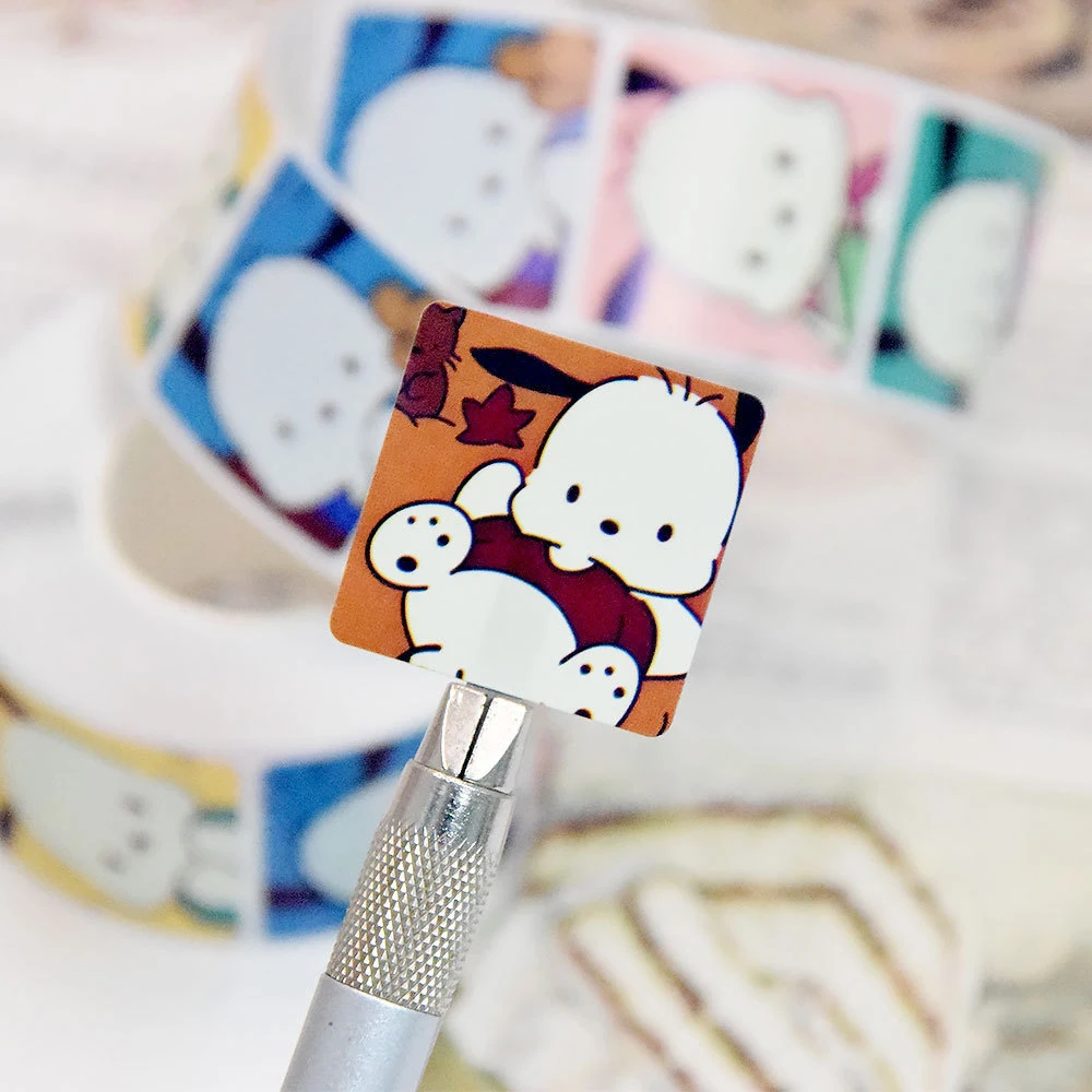 500 uds/rollo de pegatinas bonitas de Anime Sanrio Pochacco, pegatinas de dibujos animados DIY para ordenador portátil, pegatina de sellado de decoración Kawaii, juguetes de regalo de recompensa para niños