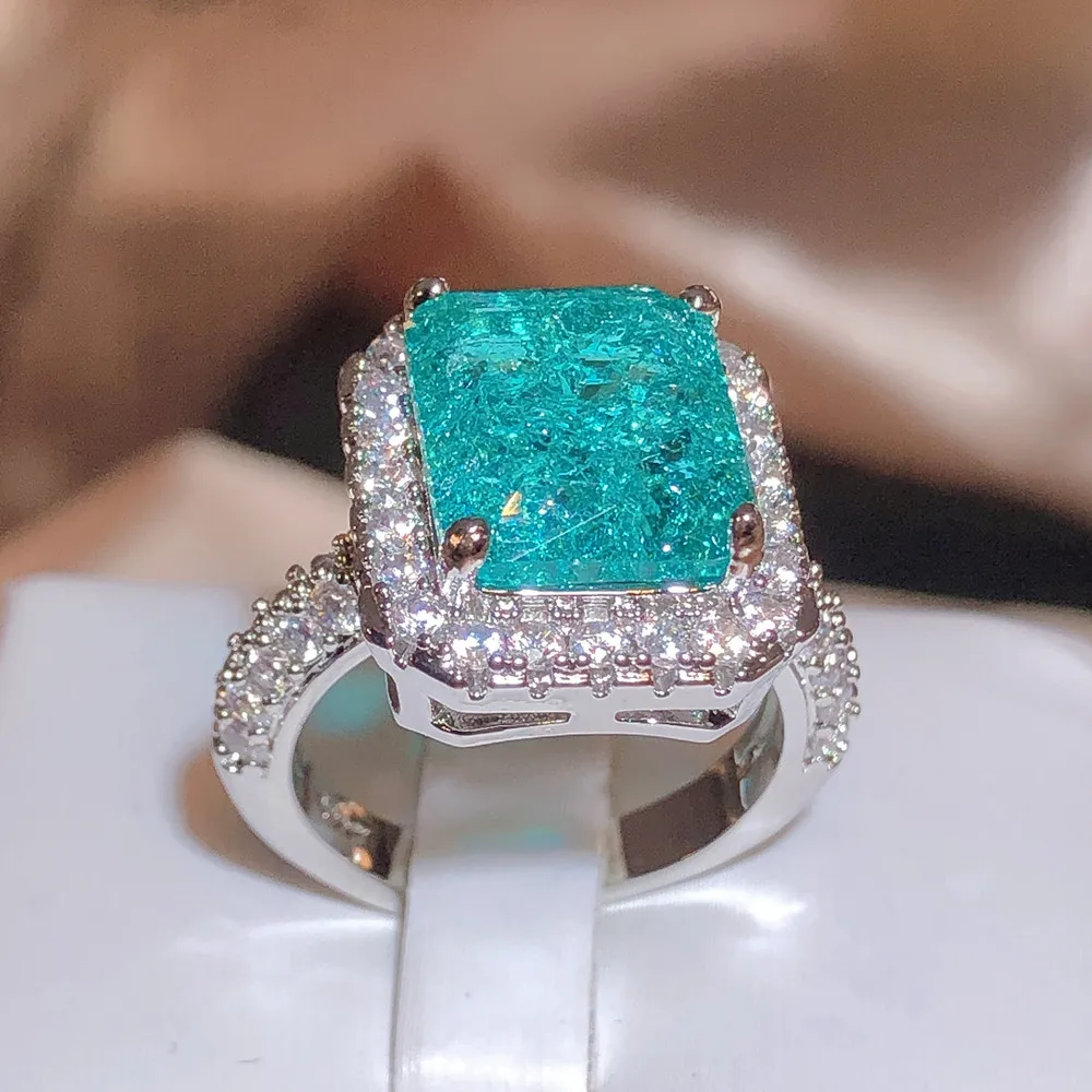 2024 New Exquisite Lake Blue Rectangular Emerald Zircon Ring for Women Fashion Jewelry Accessories Wedding Engagement Jewelry