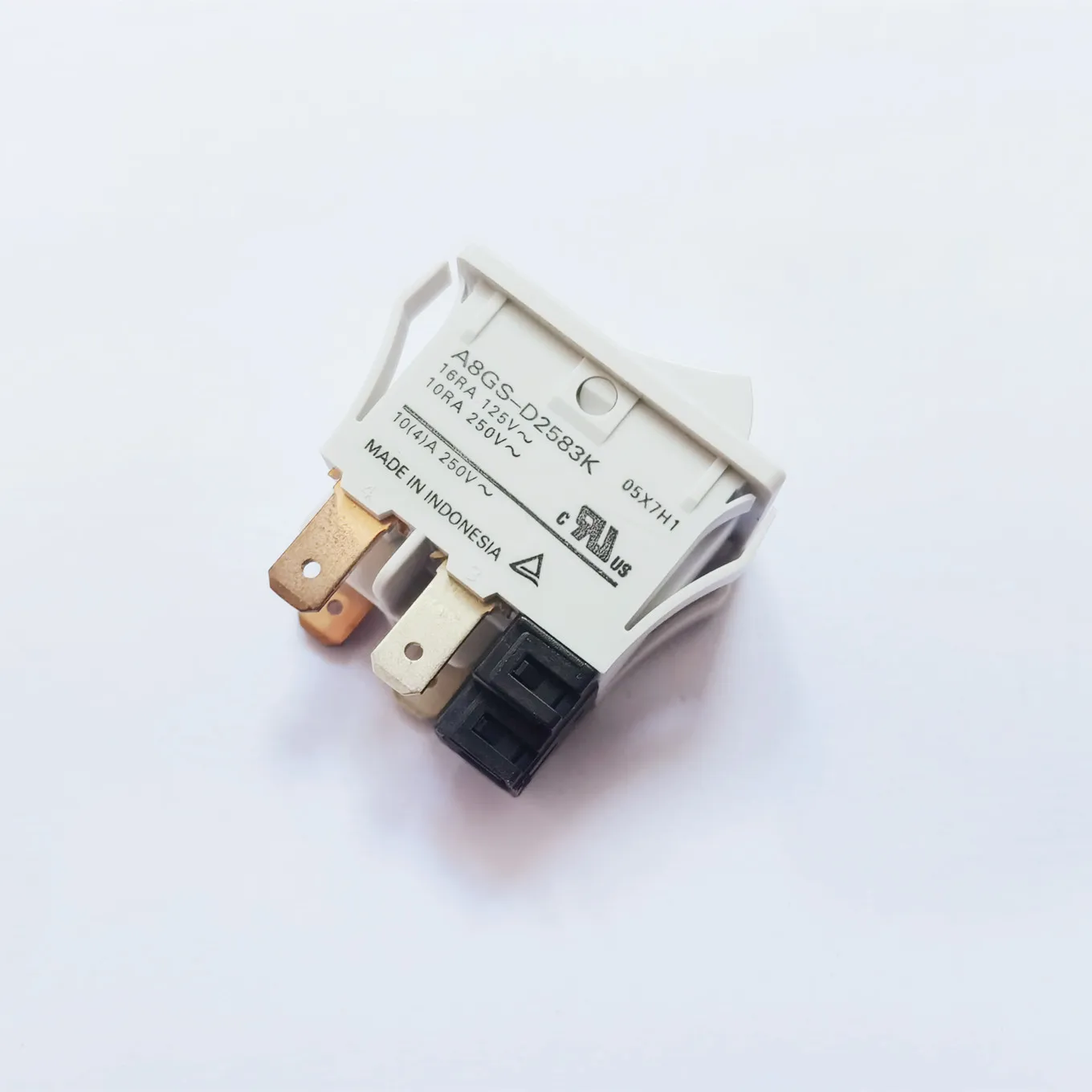 

Оригинальный новый 100% кулисный переключатель с реле A8GS, 2-ступенчатый переключатель дистанционного сброса, 10 А, 250 В
