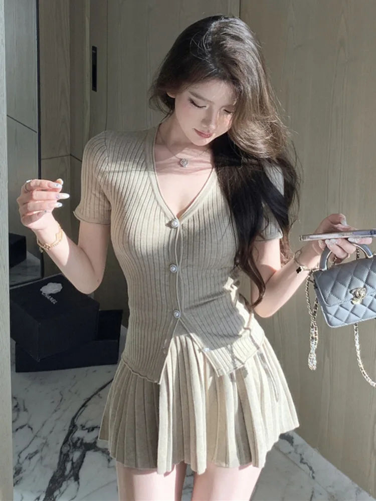 

Small Fragrance Knitted Two Piece Set Women Sweater Cardigan + High Waist Pleated Skirt Sets Fashion Casual Summer 2 Piece Suits