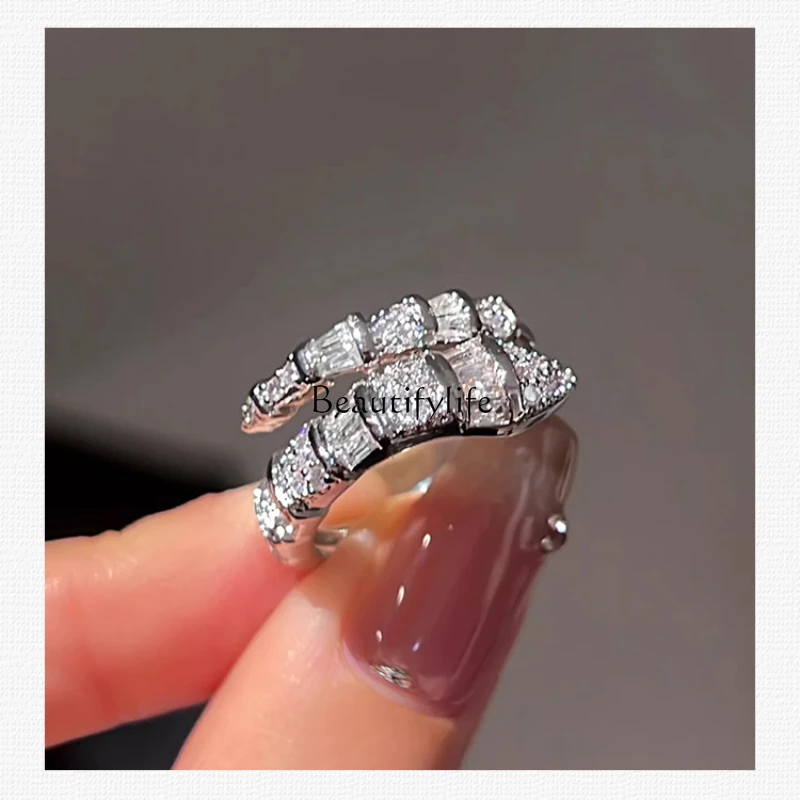 

Flash Snake-Shaped Ring Silver Open Square Diamond Texture Flash High-Grade Light Luxury Cool Cold