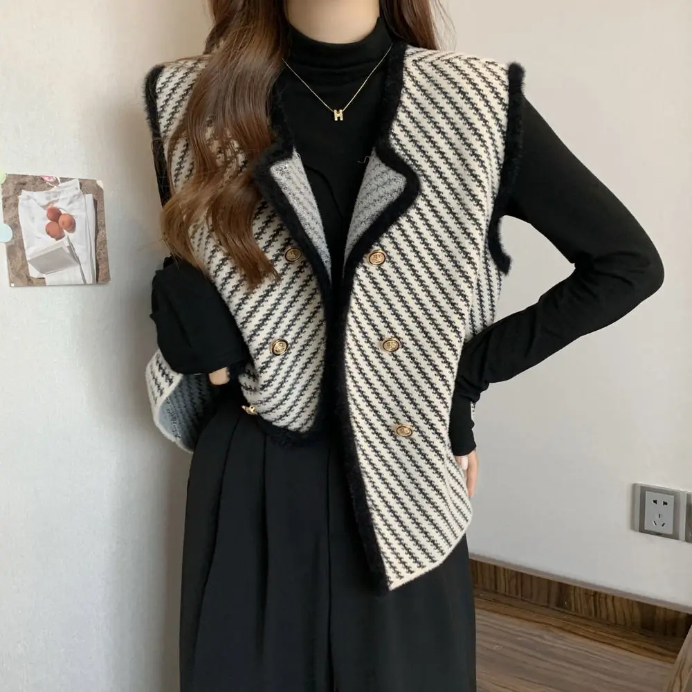 2022  large autumn and winter  velvet vest small fragrance black and white stripe vest coat thin cardigan  Button  Streetwear