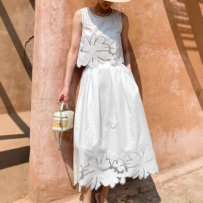 

Summer Women 2Pcs Outfit Set, Fashion Embroidered Hollow Out Round Neck Sleeveless Vest+High Waist Elastic Waist Skirt