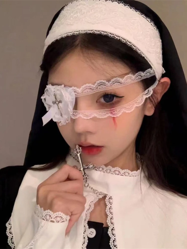Women Sweet and Cool Black White Lace Bows Heart Cross Eye Mask Suitable for Halloween Theme Lolita Dark Gothic COS Accessories