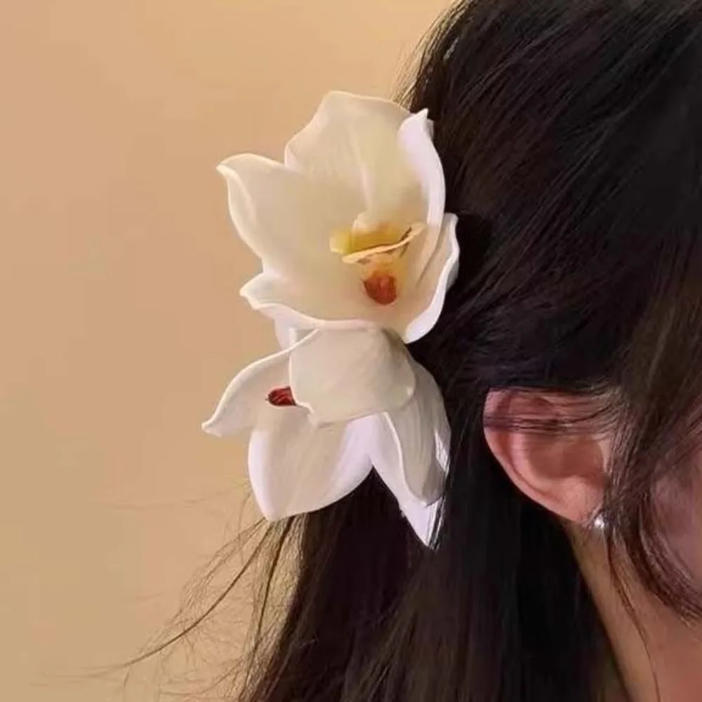 

White Elegant Magnolia Shark Clip Acrylic Waterproof Yulan Flower Hair Claw Fabric Side Clip Women Hair Accessories Girls