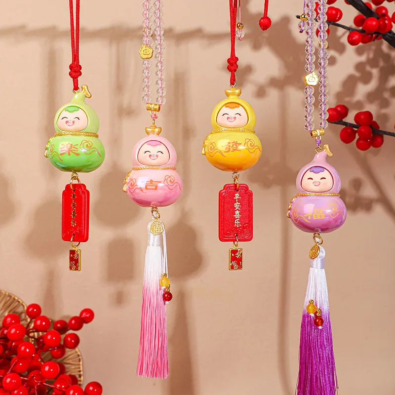 

Creative Gourd aped Car Rearview Mirror Hanging Ornament Auile Interior Decoration Temple Gift Luy Charm Carriage Decor