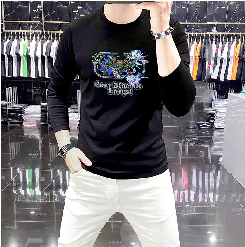 Men Crew Neck Long Sleeve T Shirt Rhinestone Leopard Letter Graphic Male Casual Slim Fit Tops Fashion Versatile Daily Wear Tees