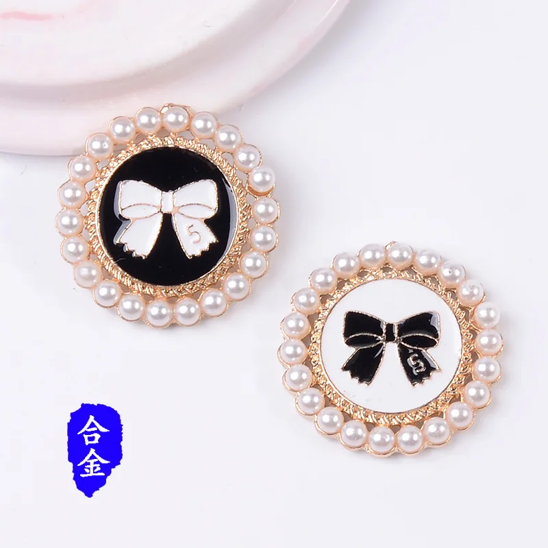 

100 pieces set of new pearl flower bottom bow DIY clothing bag shoes accessories