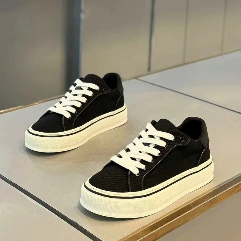 

Classic Black Men Lace-up Canvas Board Shoes Fashion Men's Vulcanized Shoes Outdoor Platform Breathable Walking Casual Sneakers