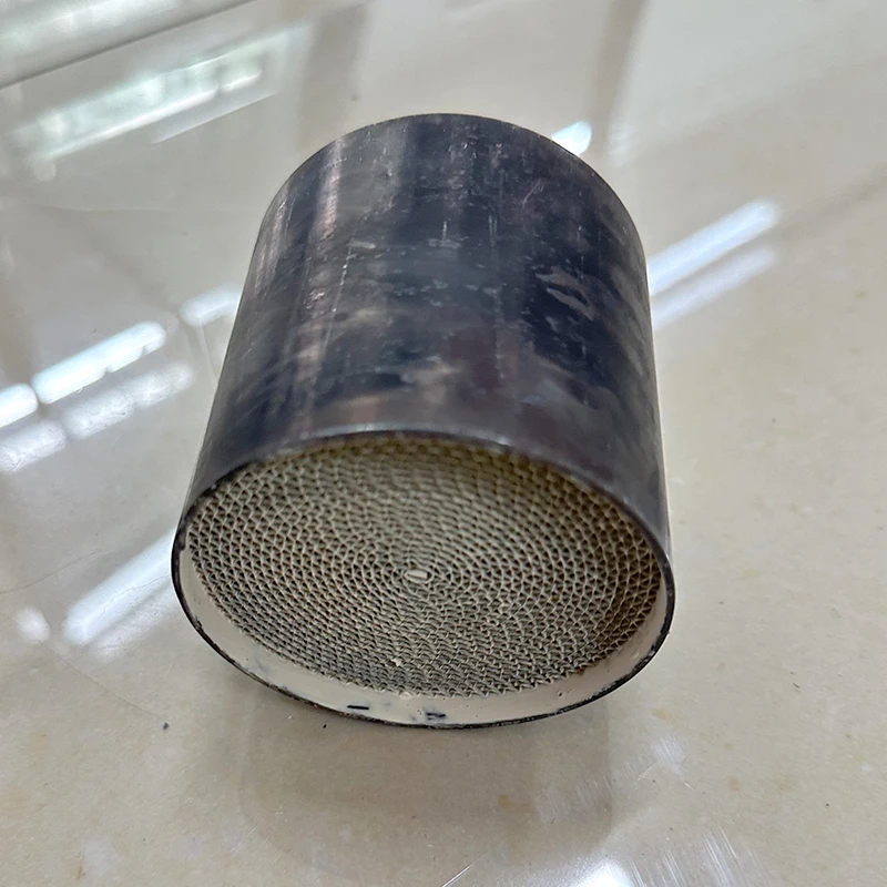 73*60mm Motorcycle Catalyst EURO5 6  Metal Core Honeycomb Universal Effective Emission Control  motorbike Catalytic Converter