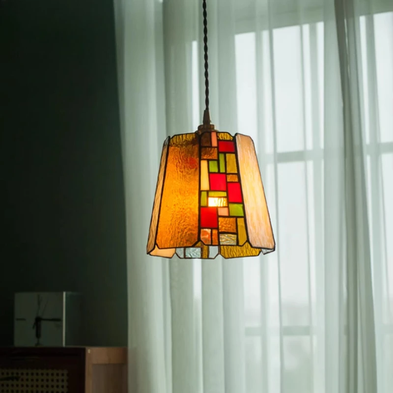 

Подвесной светильник в стиле Тиффани, красочный светодиодный, для кухни, кафе, бара, столовой, гостиной, прикроватный, американский винтажный, стеклянный