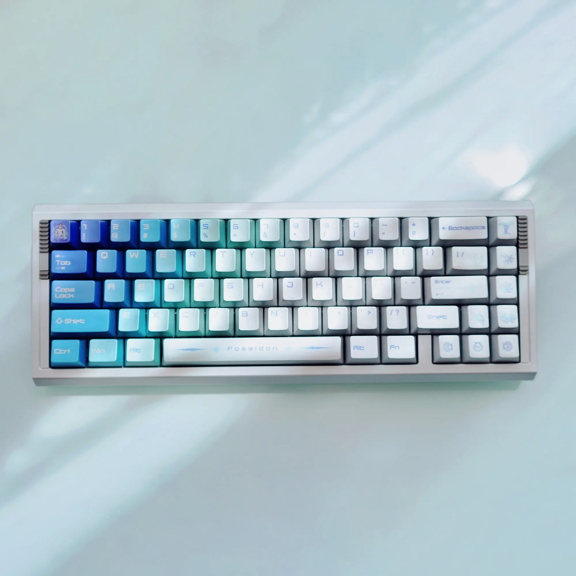 Dream key Poseidon metallic lacquer keycaps metal-like texture gradient blue A full set of 144 keys customized