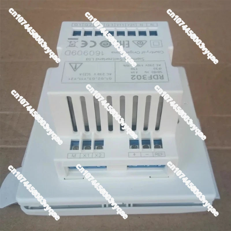 

Suitable for conditioning temperature control panel Brand New Original RDF302 Air
