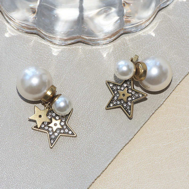 

Retro high-end star fringed pearl light luxury French celebrity temperament earrings