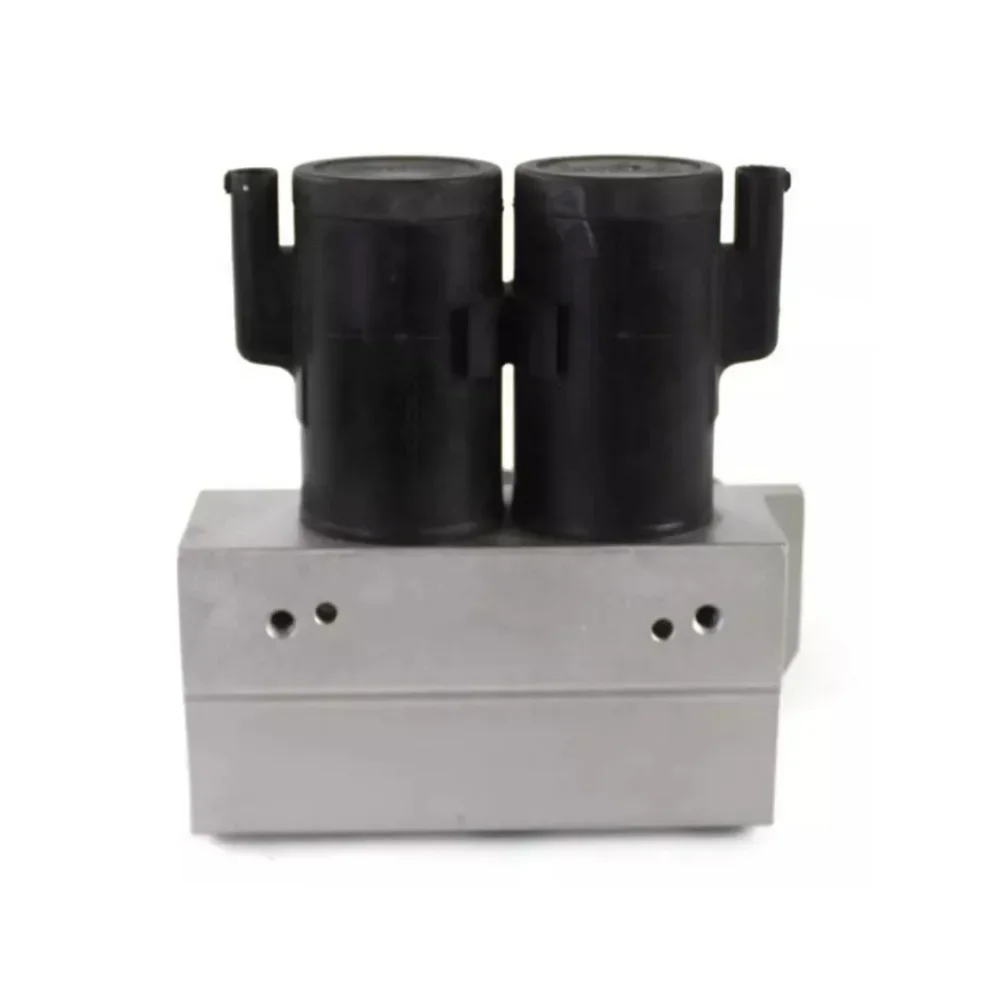 A2203200358 2203200358 ABC Hydraulic Suspension Valve Block For Mercedes W215 W220 W230 CL500 CL55 CL600 S500 S600 03-06