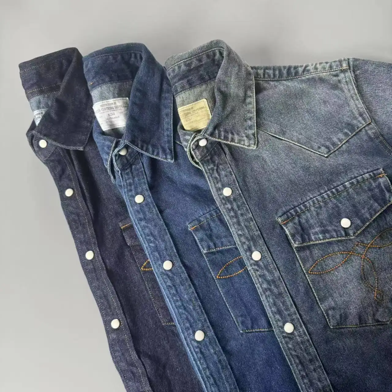 

Classic American Waed Western Denim irt Men's Spring Casual Long Sve Layering Jaet Suitable for All Seasons