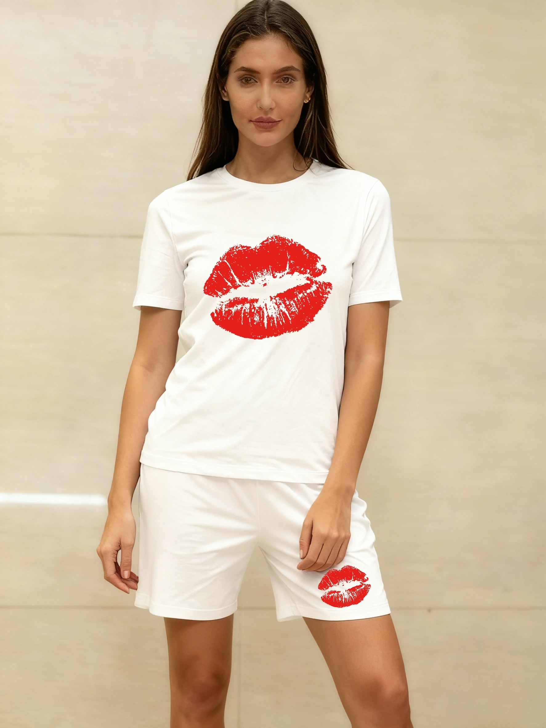 

Женский пижамный комплект из двух предметов, летняя футболка с короткими рукавами и шорты, мягкая хлопковая домашняя одежда с принтом красных губ, одежда для сна, S-XXL