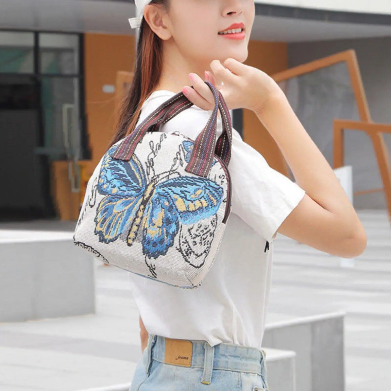 Women Handbag Lightweight Butterfly Woven Tote Fashionable Mini Handbag for College Girl Shopping Errands