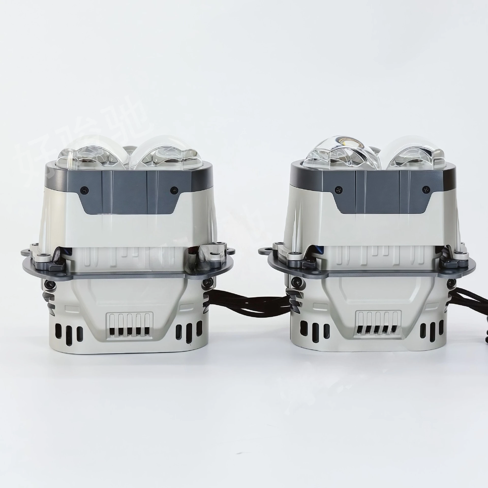 D5F 5-LED Square Projector Lens Headlight 200W High Power Super Bright Dual Beam Hi/Lo Beam Integrated Automotive LED Headlamp view 4
