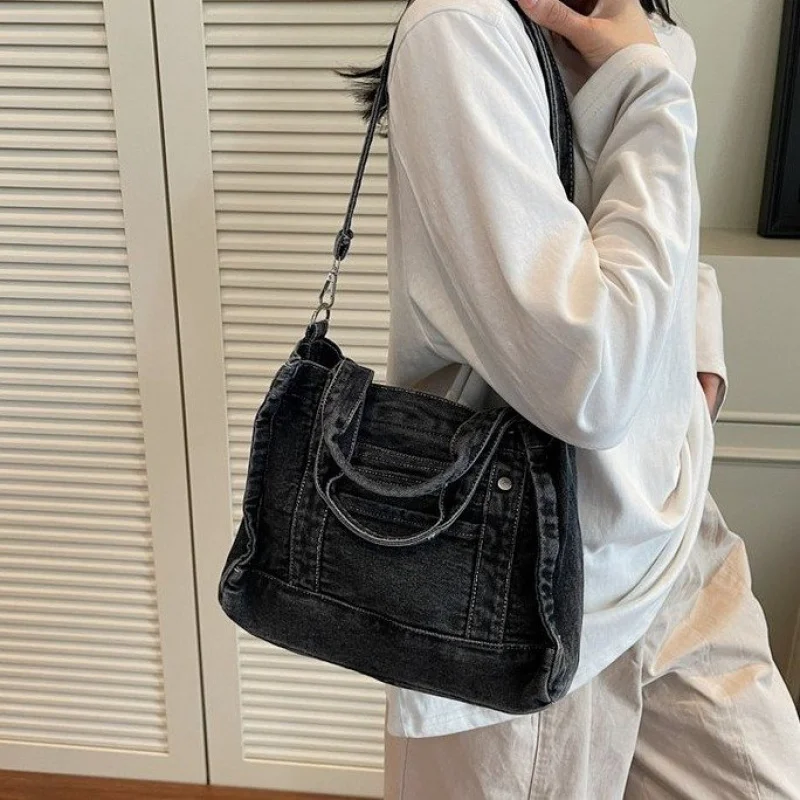 

Elegant Leather Women's Shoulder Bag High-End Luxury Brand Fashionable Classic Paris Designer Vintage Daily Bag