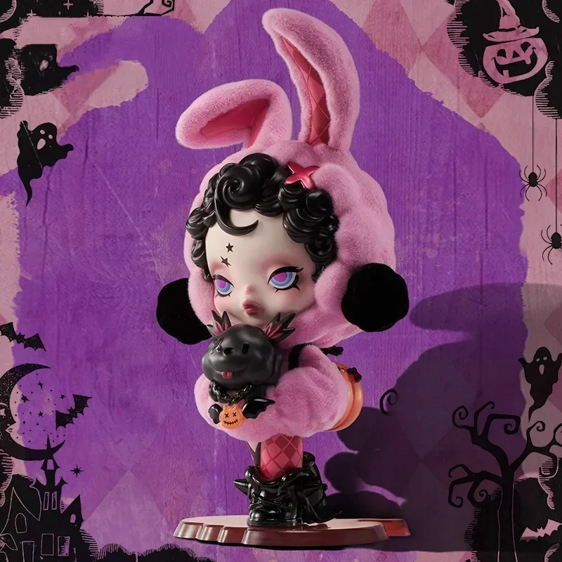 

SKULLPANDA Bunny or Doggy Figure