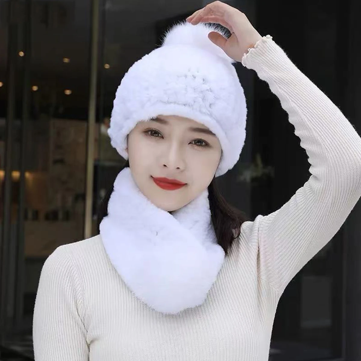 FEIMANYUAN Women's Real Rabbit Fur Cap Fur Hat And Winter Fur Hats Hat New Brimless Plush Fluffy Skiing Riding Warm Caps