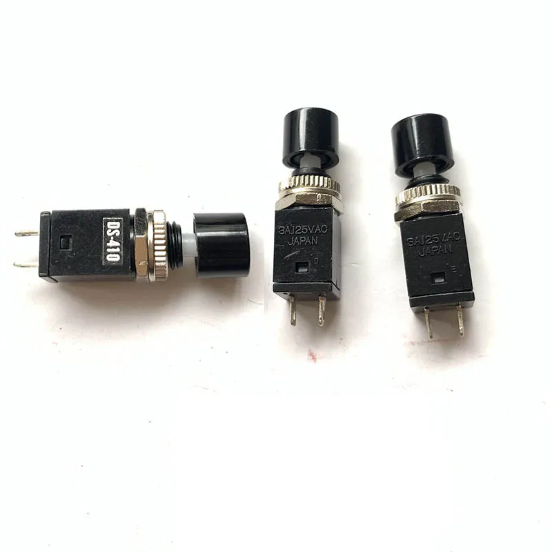 The DS-410 button self-spring switch is constantly off and self-resetting 3A125VAC