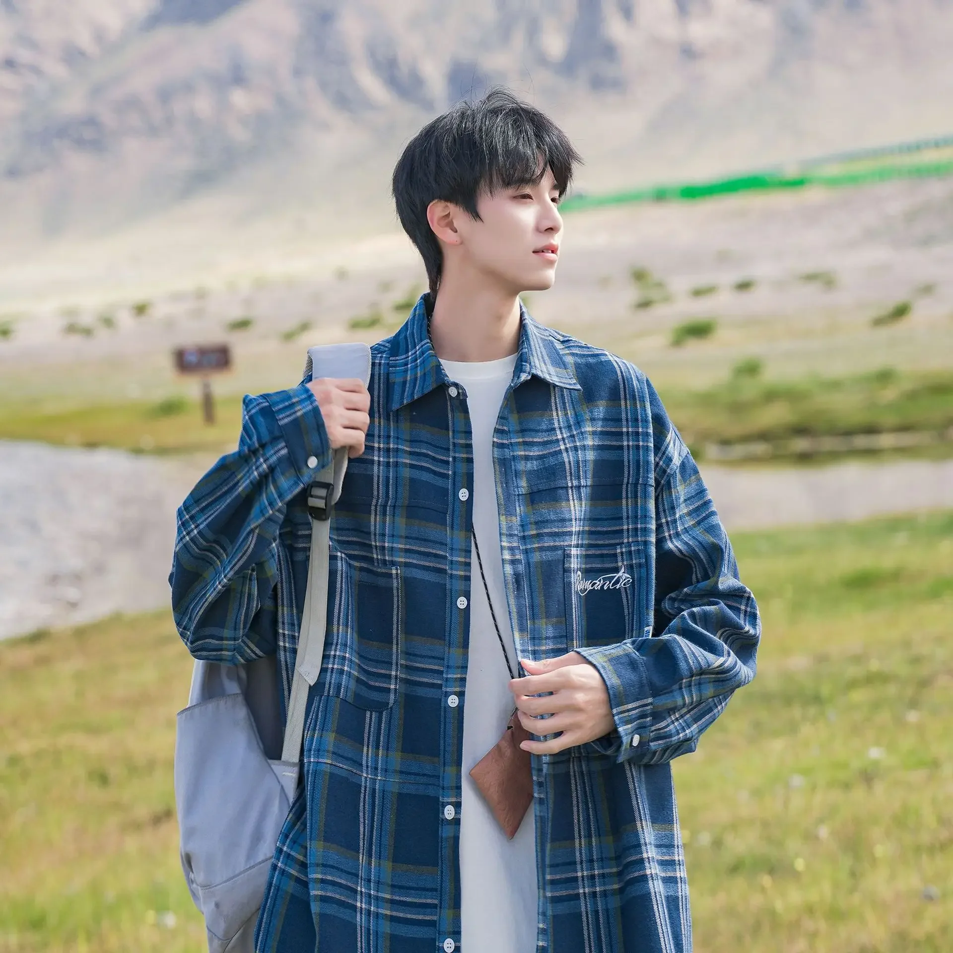 Pop Fashion Mens Shirts Spring Autumn Casual Plaid Long Sleeve Shirt Retro Youth Casual All-match Top Men Shirt Coat Men Clothin