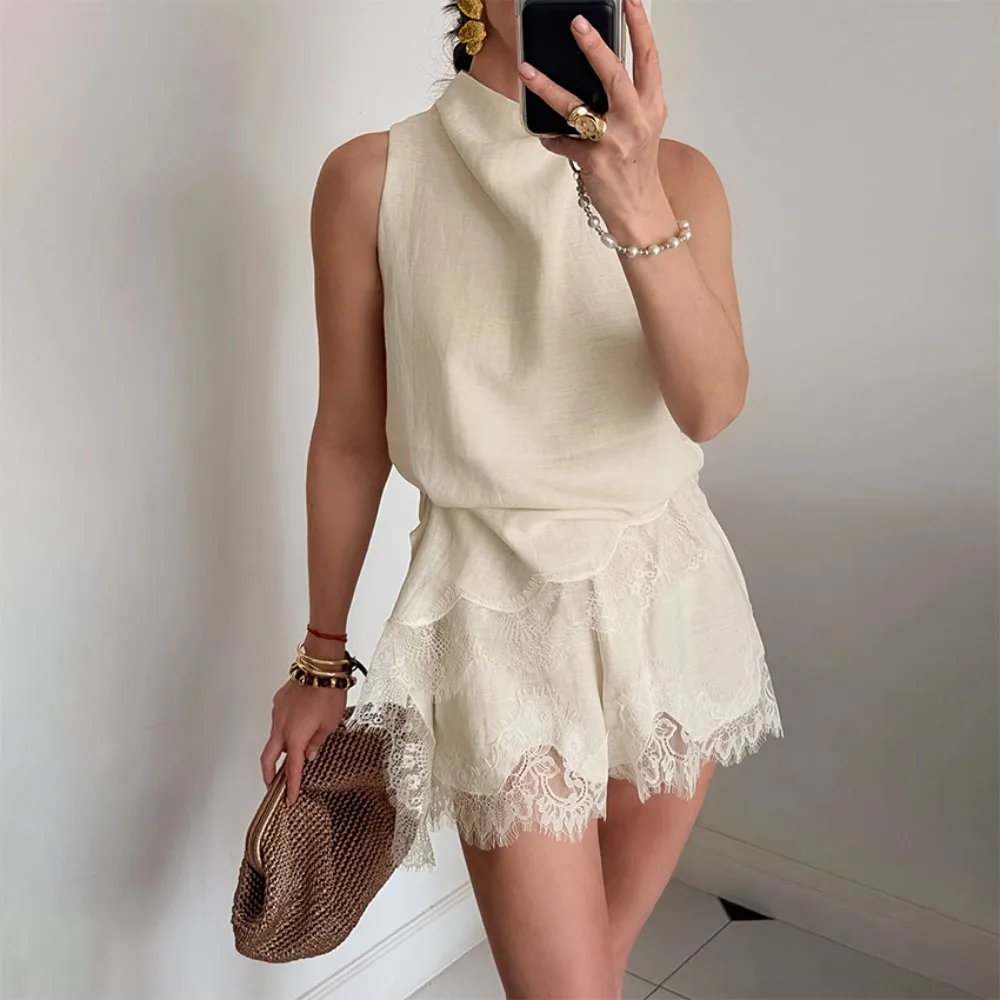 

2026 New Women's Summer Sleeveless High Collar Top Lace Lace Three Part Shorts Two Piece Fashionable Casual Sets