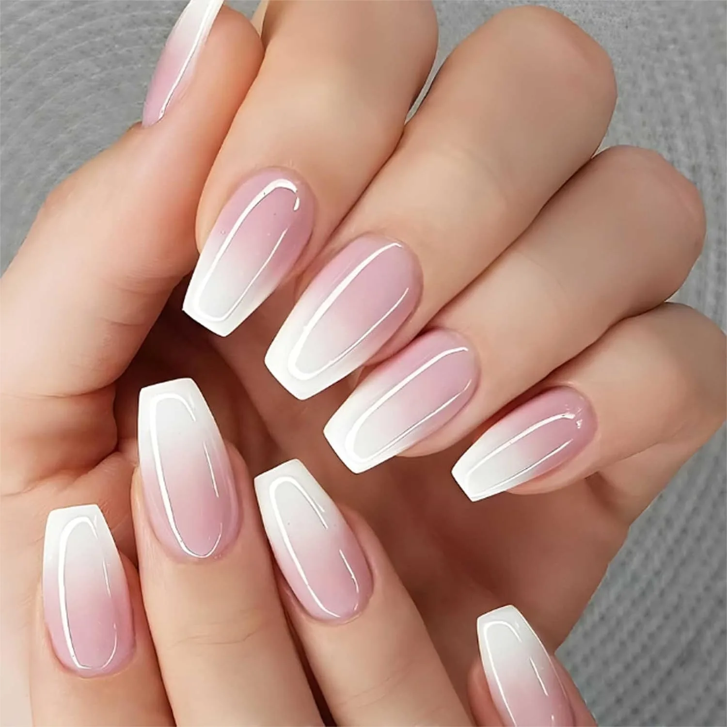 

Coffin Press on Nails Fake Nails Tips Full Cover Medium False Gradient Nails for Women and Girls 24PCS (Pink gradient coffin)