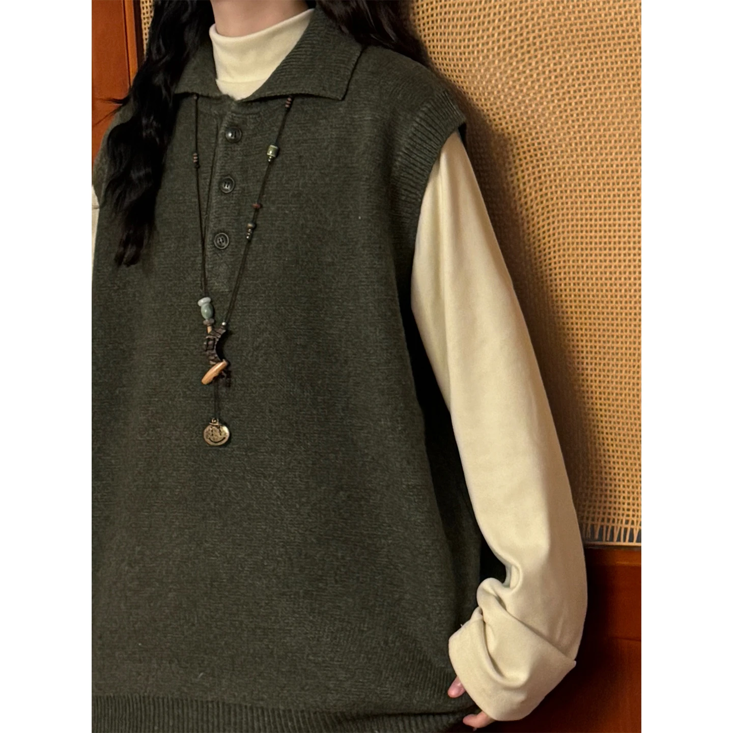 Warm Knitted Vest Autumn Winter Style Collared Layering Sleeveless Vintage Money Heifer Backless Tank Top Women's Fashion