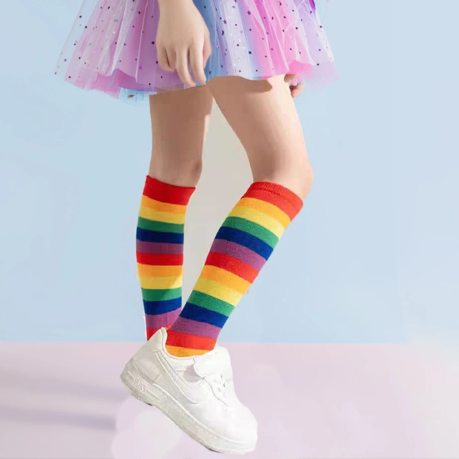 Neu eingetroffen: Regenbogen-Socken für Kinder – Sport-Kniestrümpfe für Mädchen und Jungen, bunt gestreift, aus weicher Baumwolle, hochwertig, für Kleinkinder, 2-12 Jahre