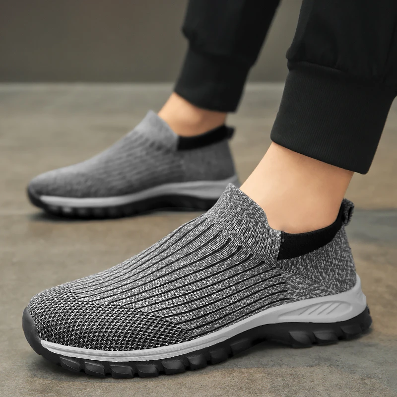 

Men Mesh Loafers Walking Shoes Spring Autumn Sports Outdoor Light Flats Black Breathable Fitness Sneakers Soft Size 39-44