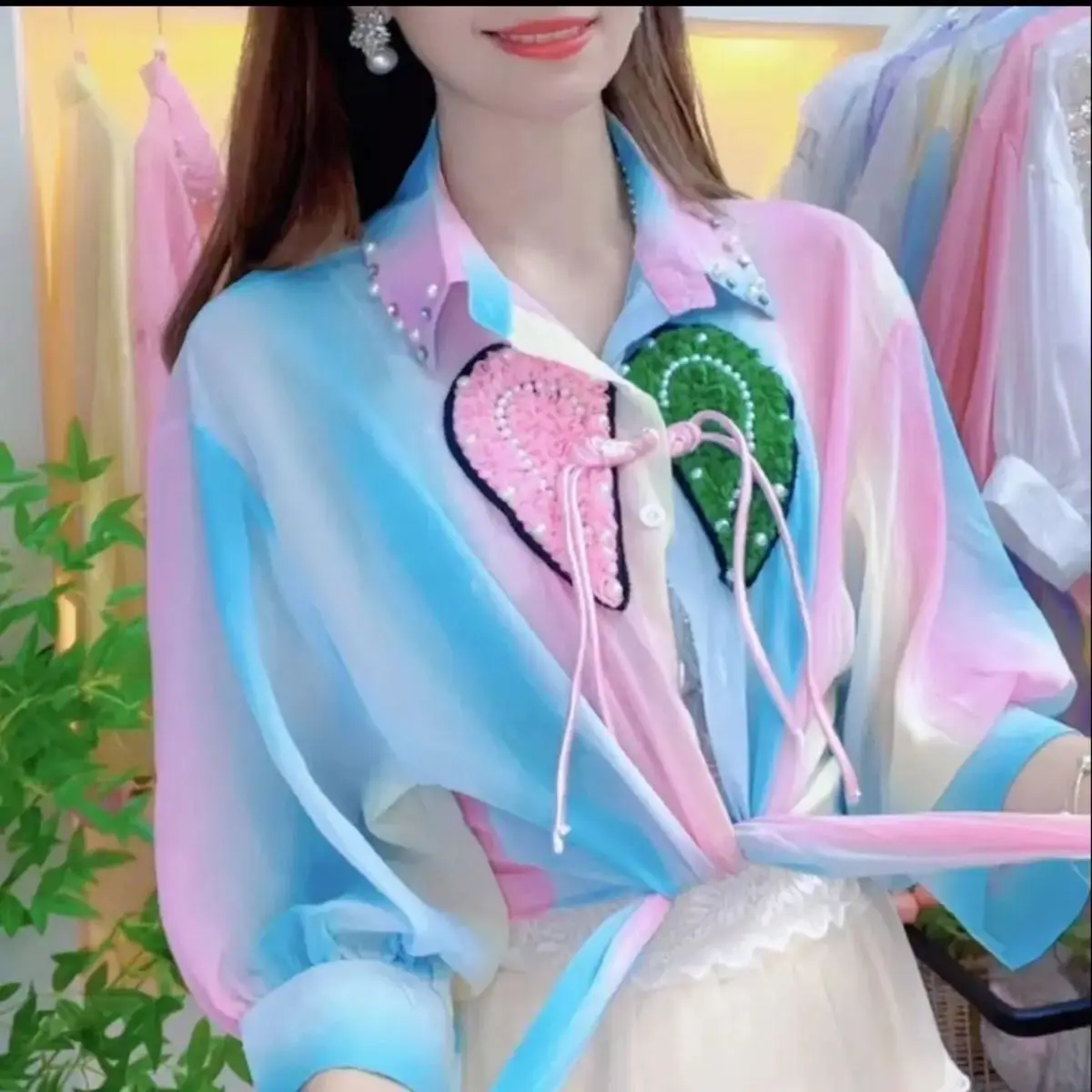 Camisa protetora solar fina cor arco-íris feminina verão amor decoração estilo nacional fivela miçangas decoração camisa solta