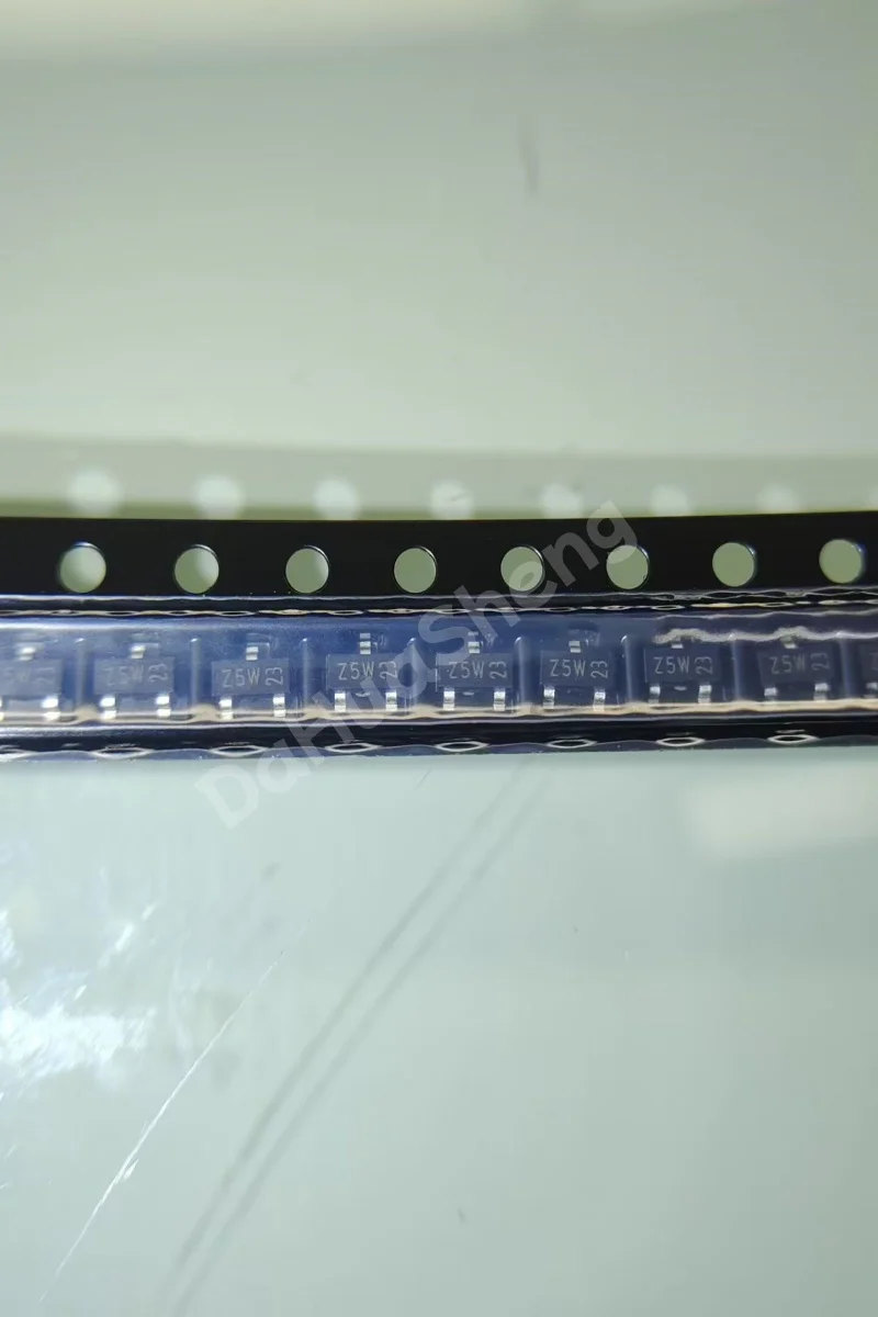 

50pcs 100% New Original BZX84-C6V8 SOT-23 NXP IC Chip Voltage Regulator SMD BZX84