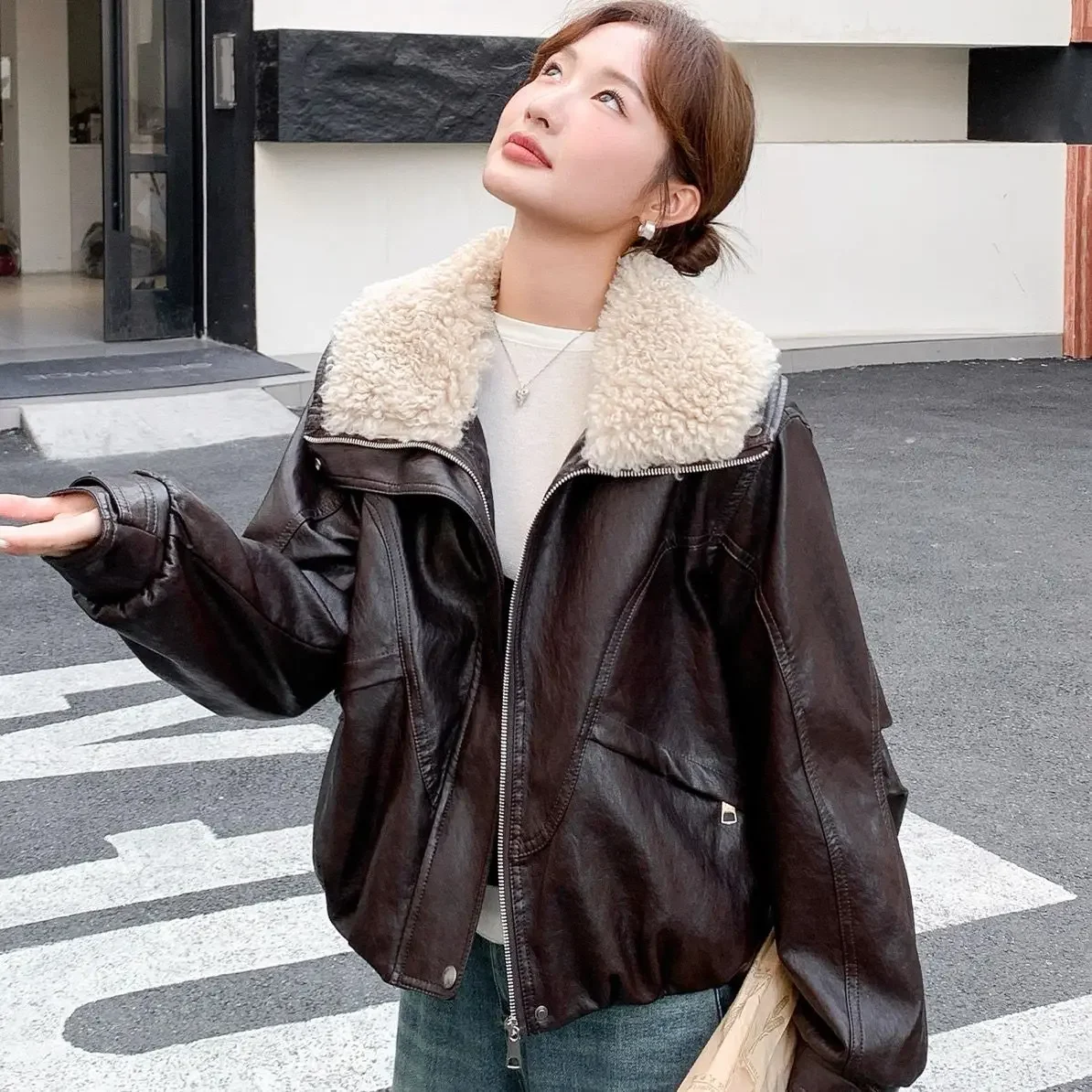 

2026 Winter New Women's Down Cotton Jacket Loose Short PU Leather Jacket