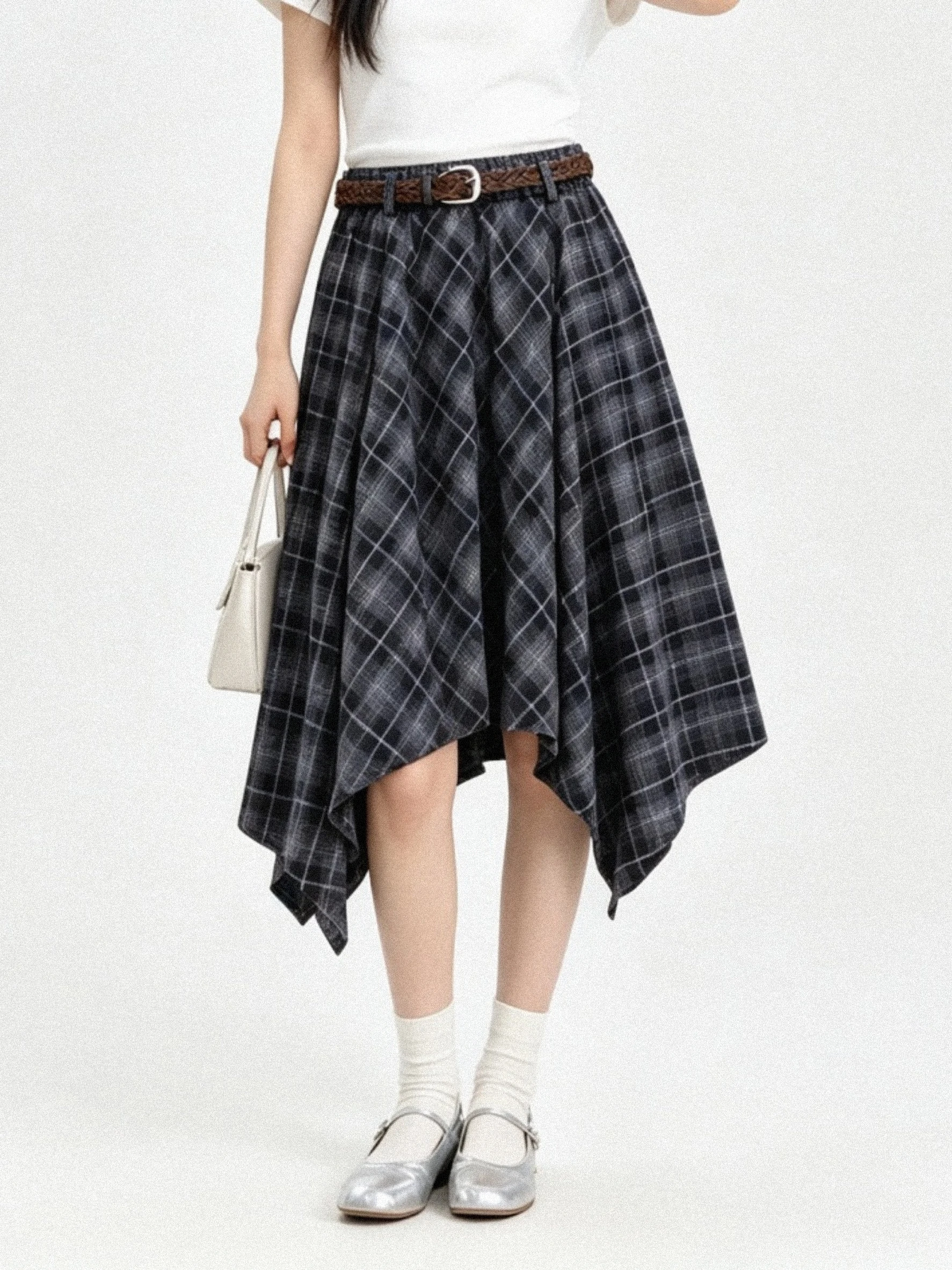 2026 New High Waist Midi Plaid Woolen Skirt Korean Style Pear Shape Slimming Asymmetrical Hem Commute Skin-friendly Breathable