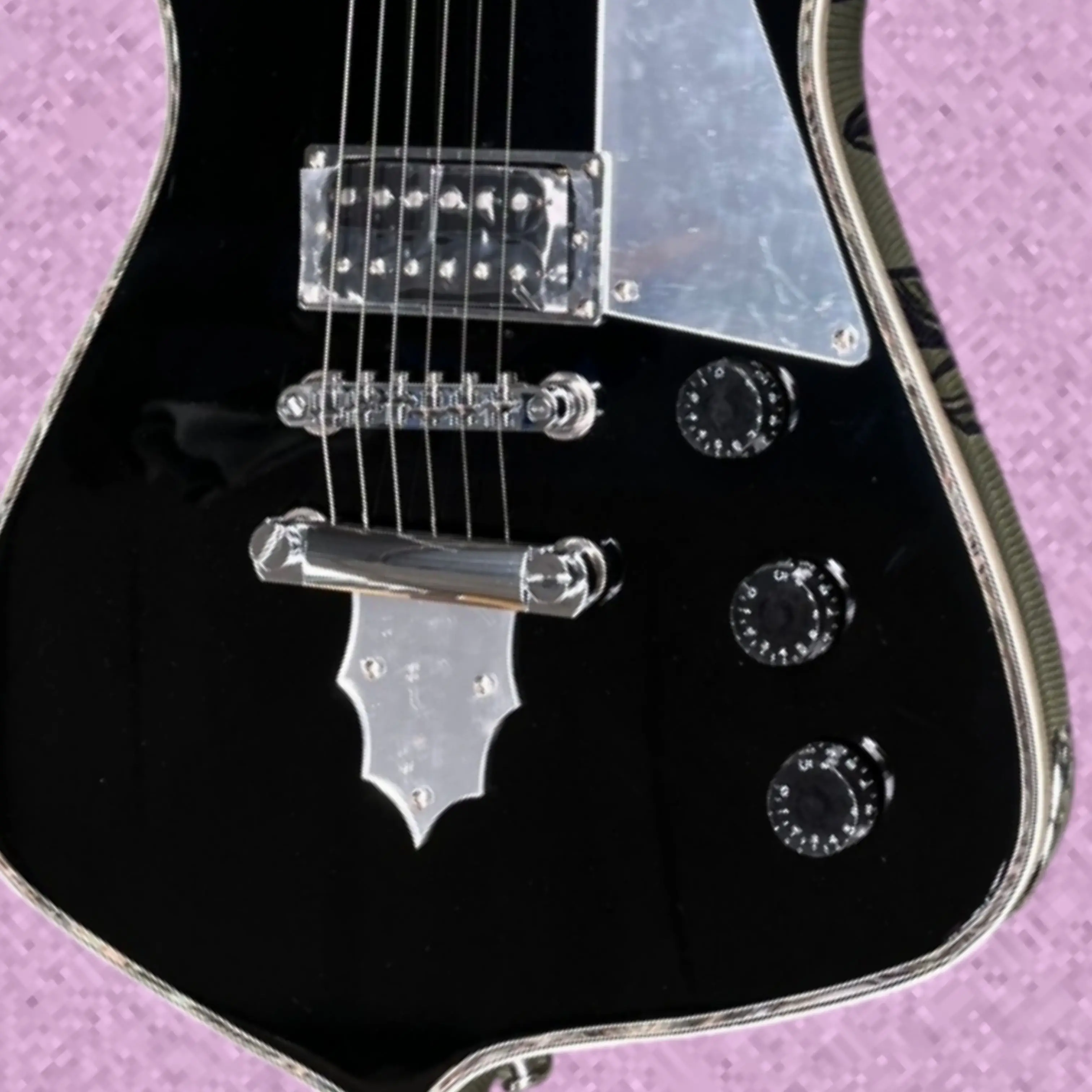 Black Electric Guitar With Silver Mirror Pickguard, Sophisticated Guitars, Ideal For Jazz & Rock & Pop Music Guitarra