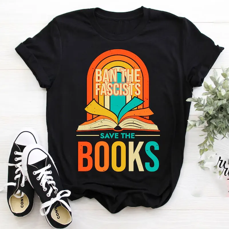 I Read Banned Books Funny Bookworm Cotton T-Shirt Book Lover Gift Retro Vintage Tee Aesthetic Clothes Summer Women Clothes Tops