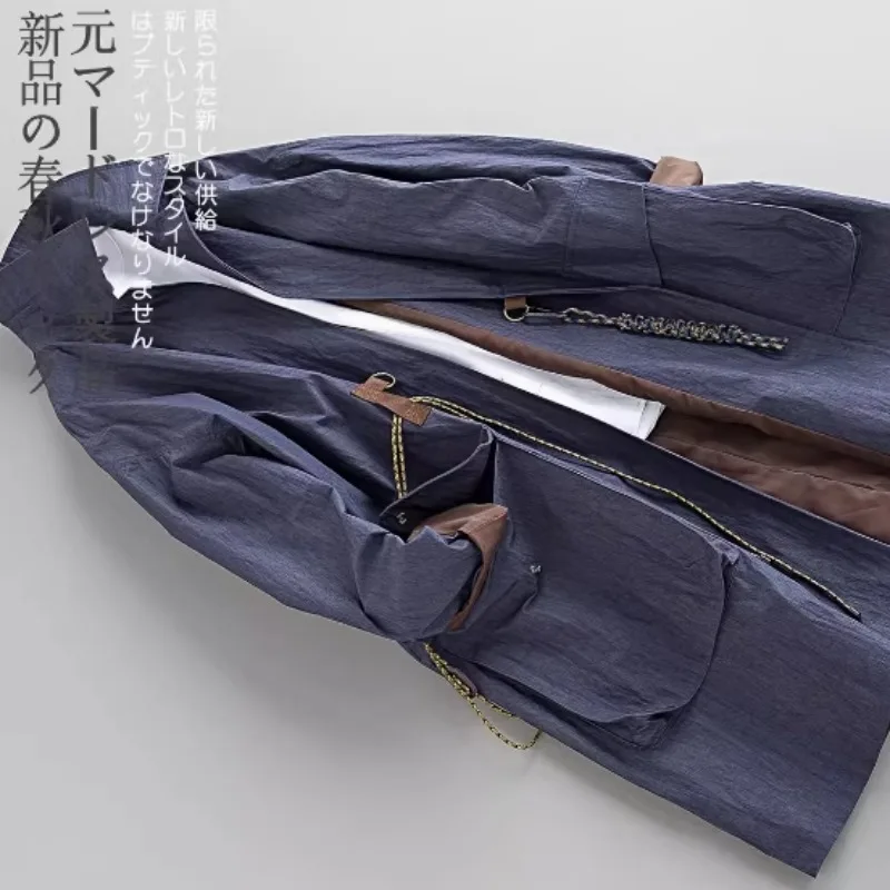 SuperAen 2026 Frühling und Herbst Neuer japanischer Stil Retro-Abnehmbarer Gürtel Lose Taille Mittellanger Graben Einfarbiger Mantel