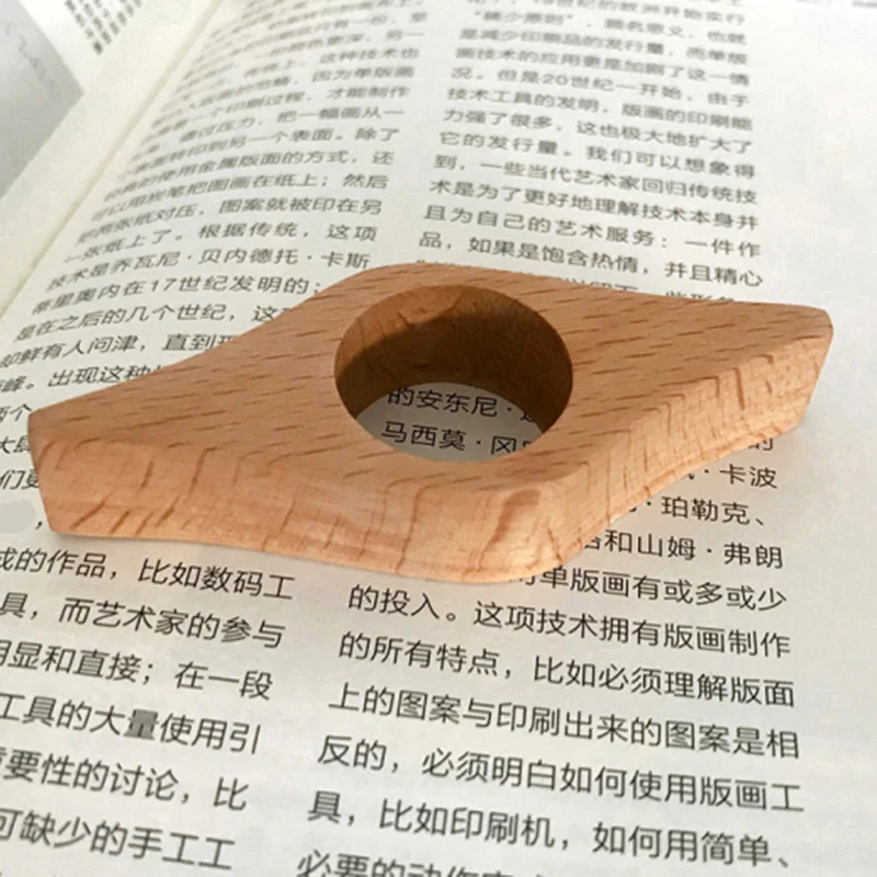 Wooden Book Page Holder Thumb Ring Bookmark Finger Book Holder Book Accessories For Single Hand Holding & Reading In Bed