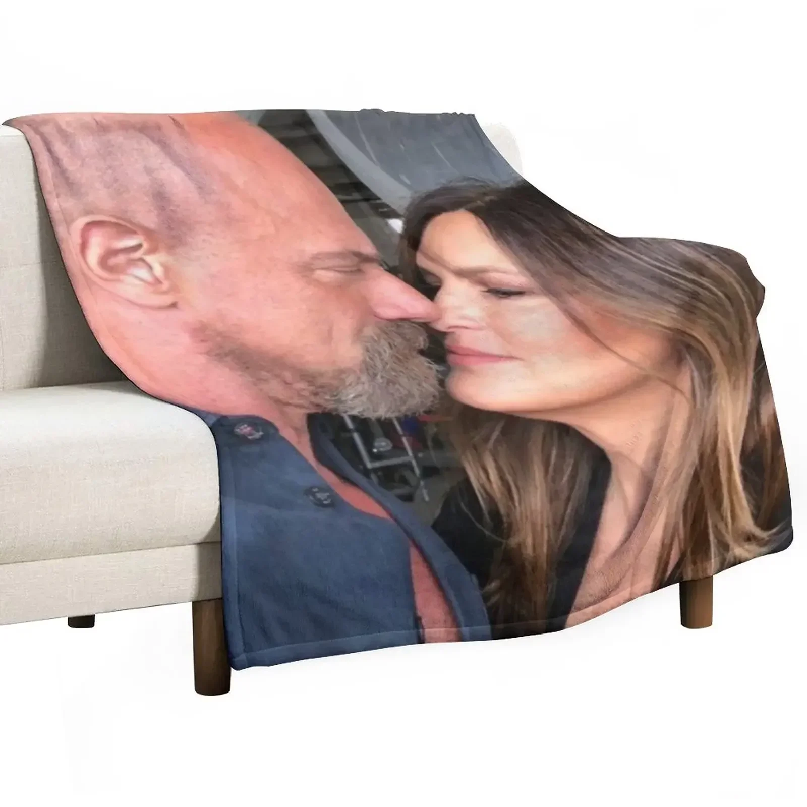 Chris Meloni & Mariska Hargitay Throw Blanket Quilt Vintage Thermals For Travel Blankets