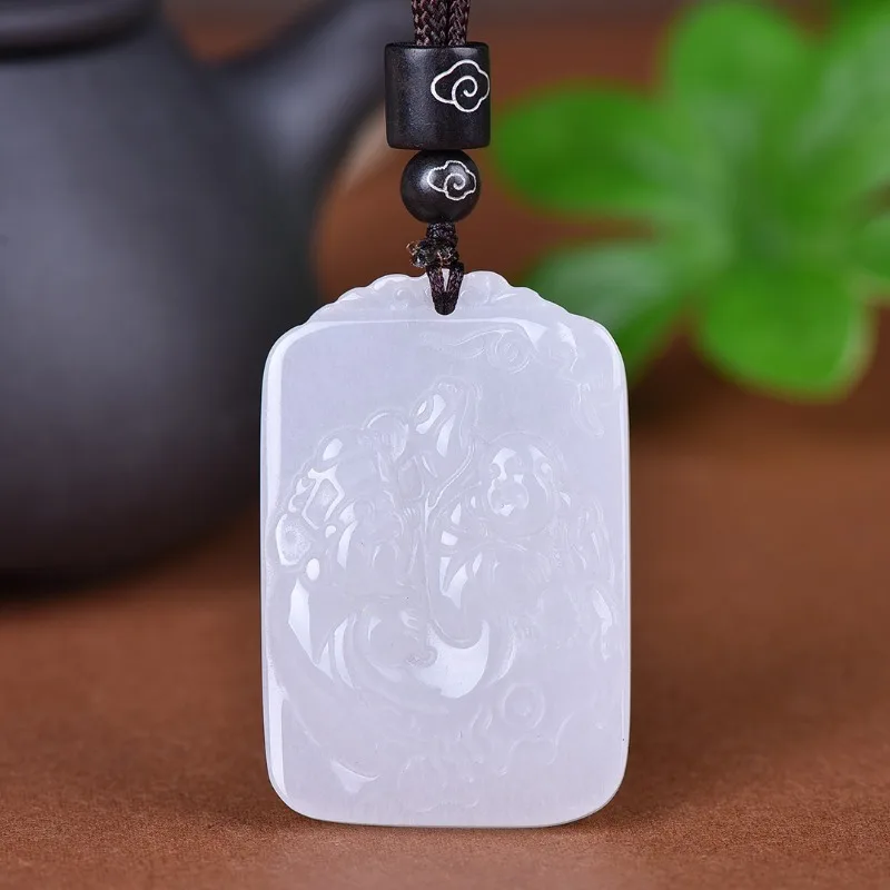 Exquisite Gold Silk Jade, Prosperous People and Wealth, Pendant, Safe and Blessed, Men's and Women's Pendants