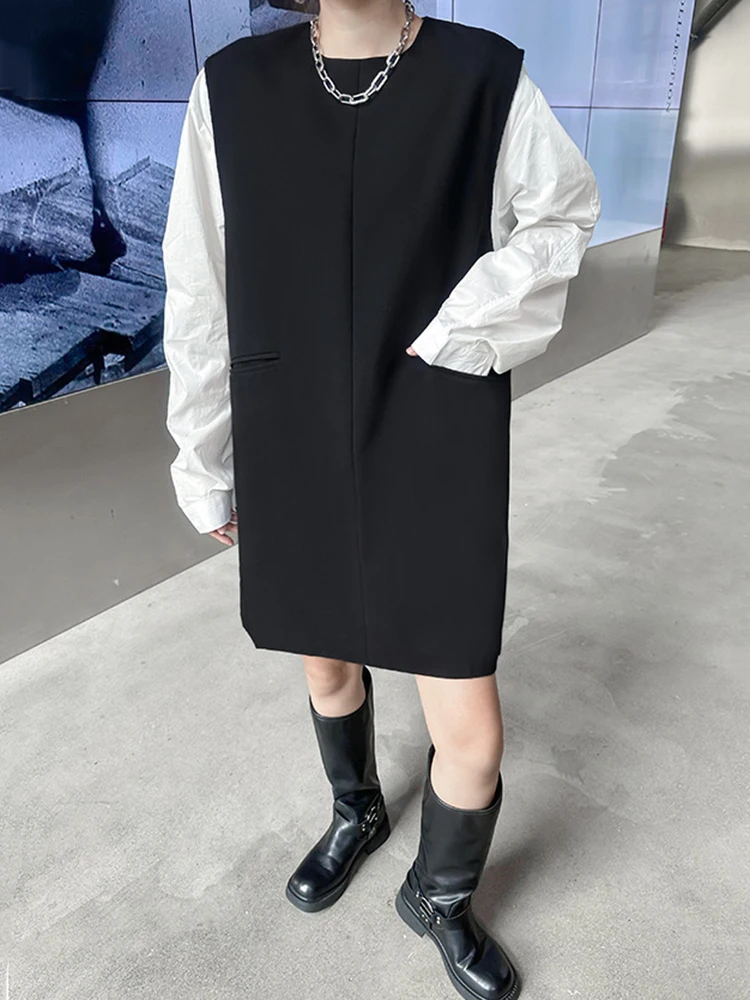 [EAM] Women Black Color-block Pocket Big Size Mini Dress New Round Neck Long Sleeve Fashion Tide Spring Autumn 2024 1DH4589