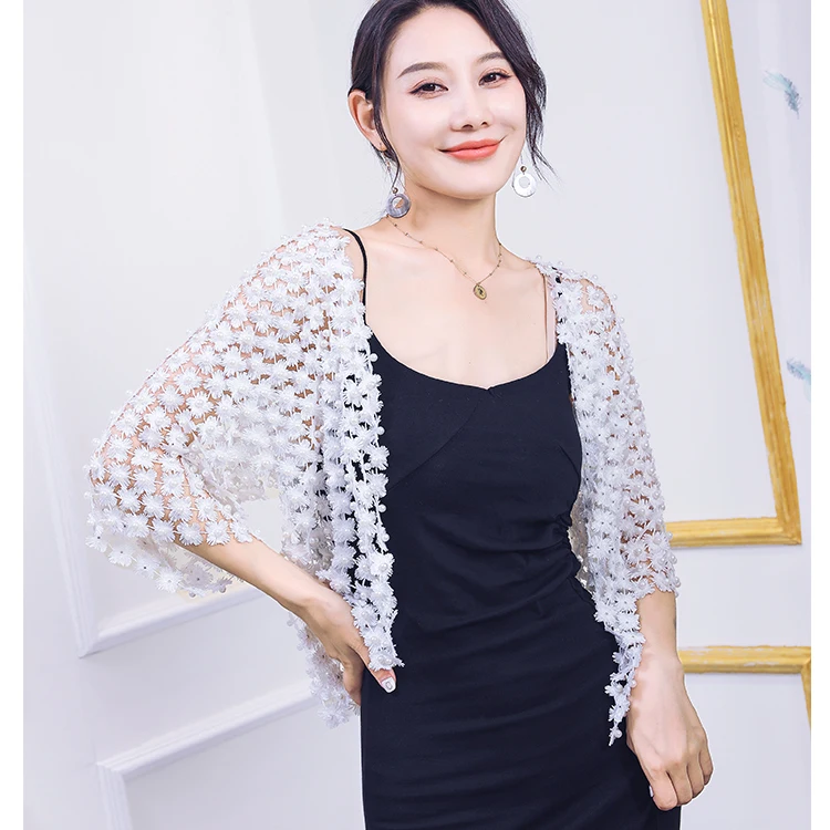 Elegant Women Beads Pearl Shirts Lace Hollow out Loose Solid Color Slim Temperament Cardigan Top Spring Summer 2024 New Fashion