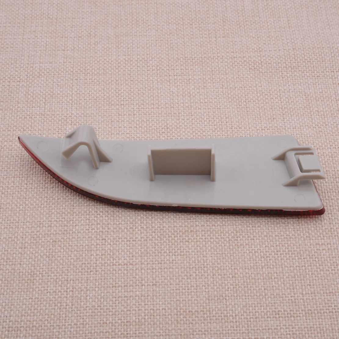 

Задний правый бампер, боковой габаритный отражатель, корпус без лампы, подходит для BMW E83 X3 2007-2010