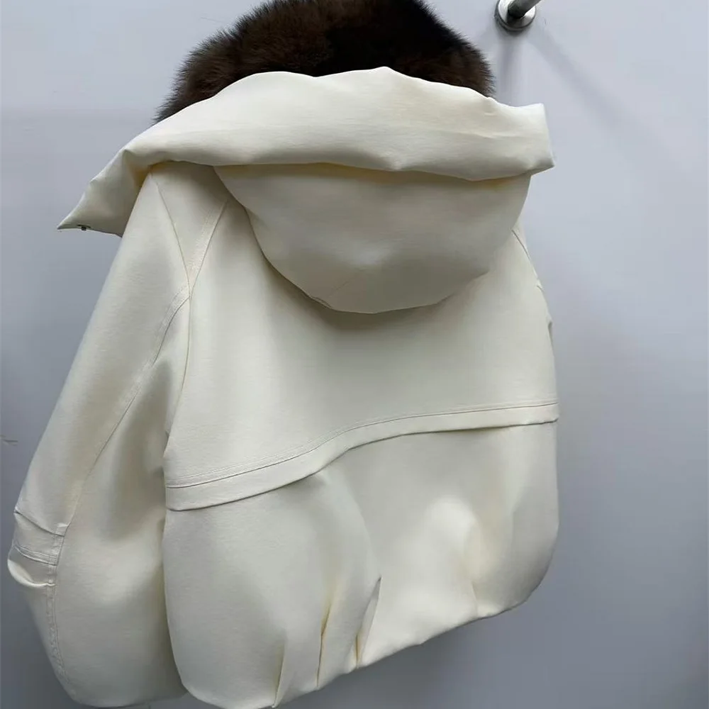 معطف شتوي نسائي بغطاء للرأس لعام 2025 بياقة كبيرة من الفرو، مقاس فضفاض، نمط كاجوال، سترة سفلية، موضة Y2K جديدة، معطف عالي الجودة