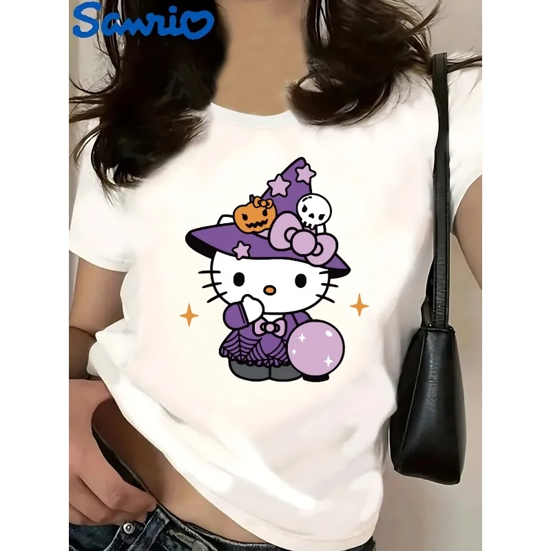 

Sanrio for Hello Kitty, женская повседневная футболка с короткими рукавами, милая футболка с круглым вырезом и принтом «Hello Kitty» с рисунком Хэллоуина