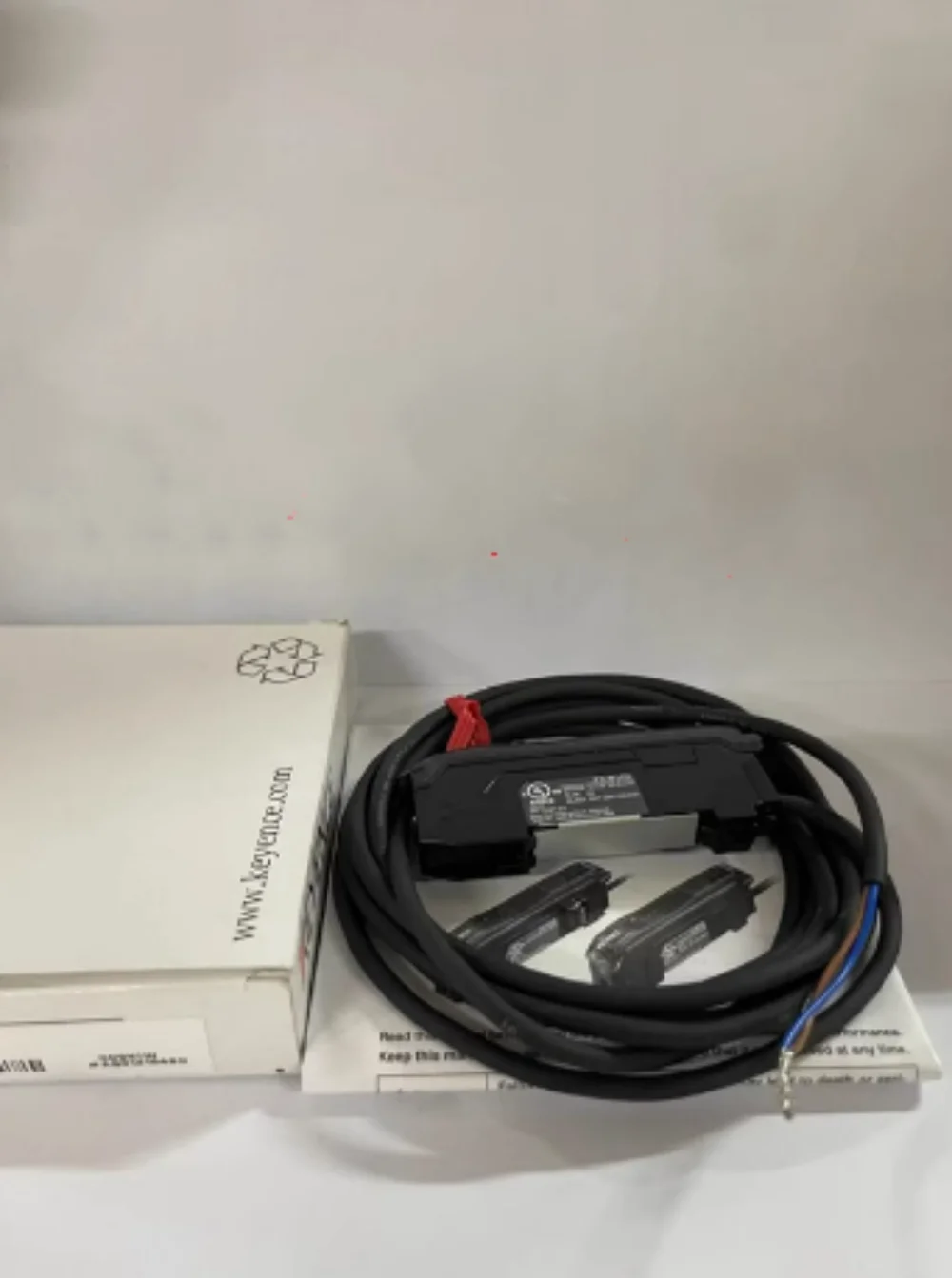 

FS-N11N/N12N/N13N (P) digital fiber amplifier sensor