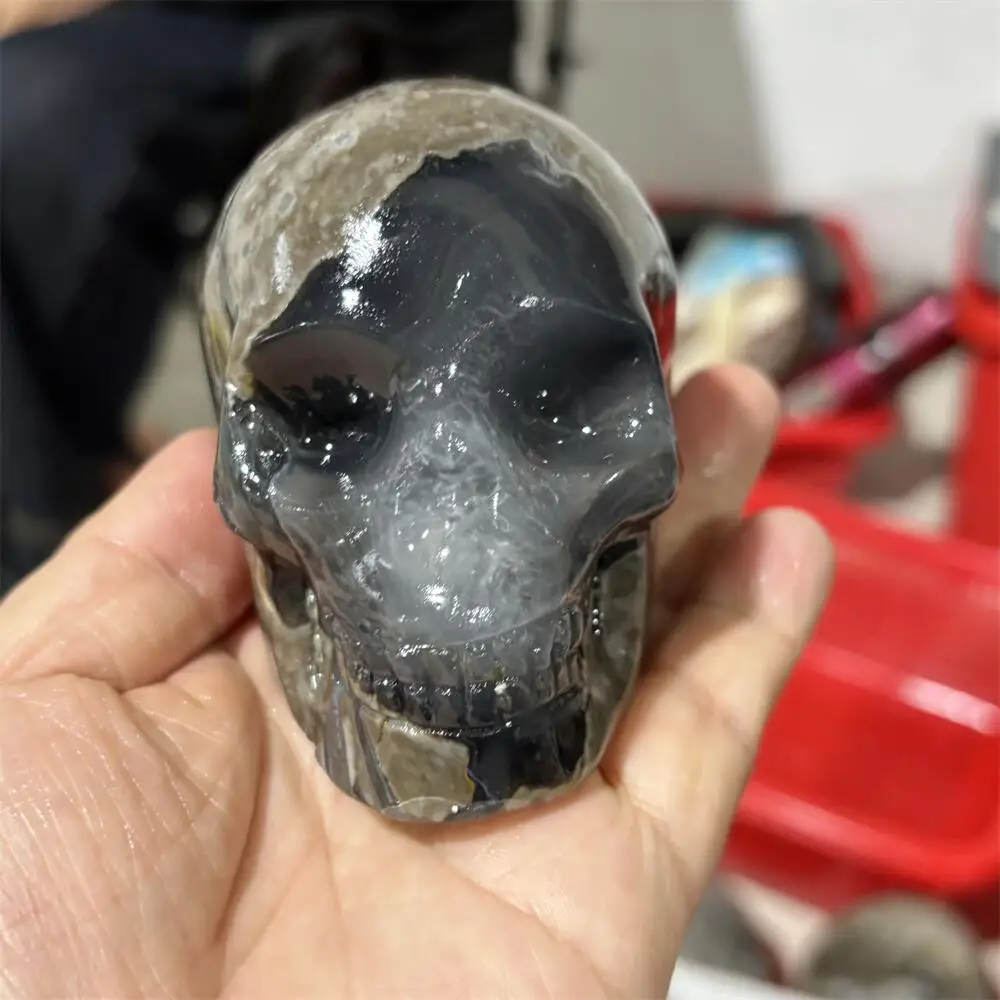 

1PCS Natural Quartz Volcanic Agate Skull Carving Home Decor Healing Crystal Unique Birthday Gift Craft